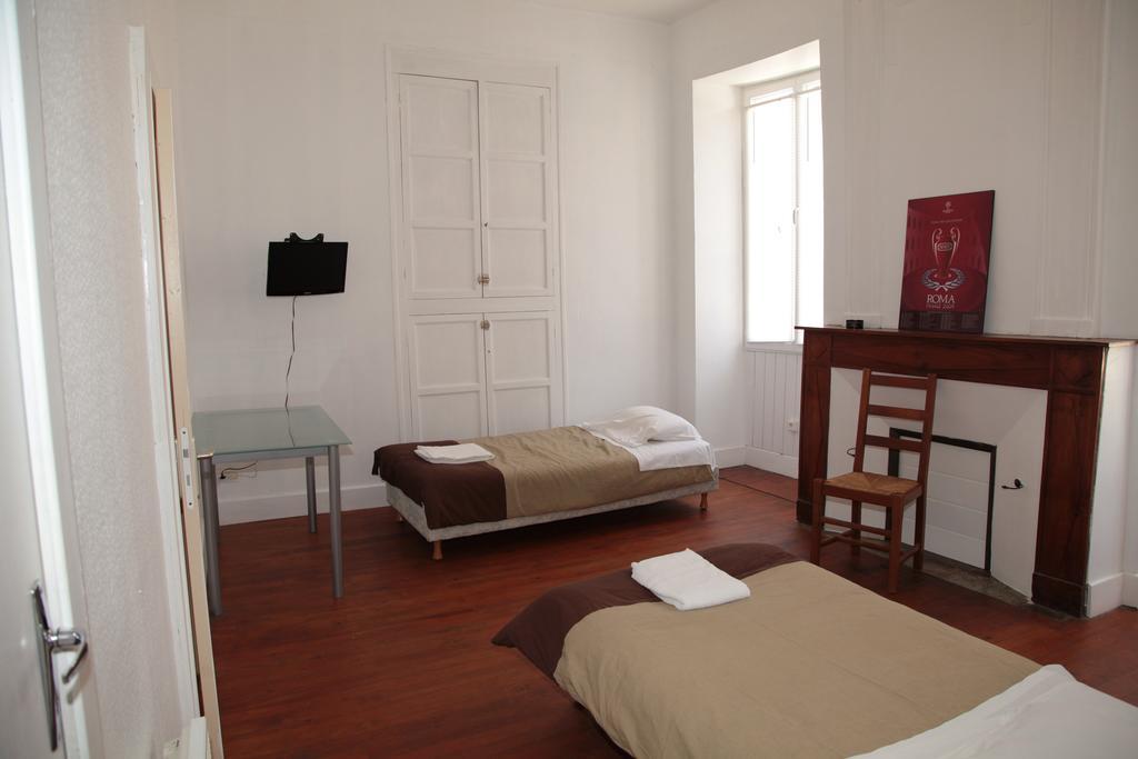 Cafe De France Bed and Breakfast Eauze Δωμάτιο φωτογραφία