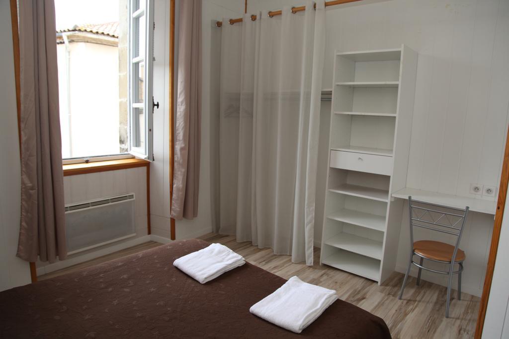 Cafe De France Bed and Breakfast Eauze Δωμάτιο φωτογραφία