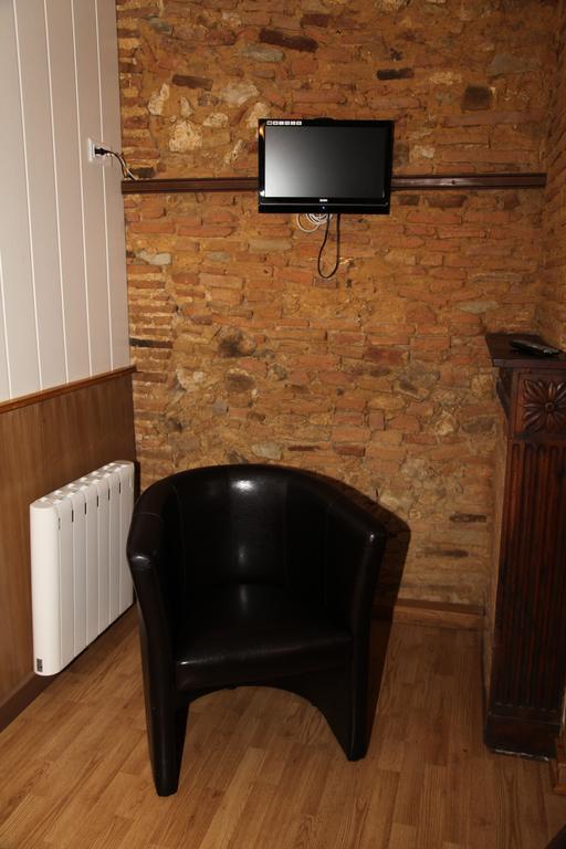 Cafe De France Bed and Breakfast Eauze Δωμάτιο φωτογραφία